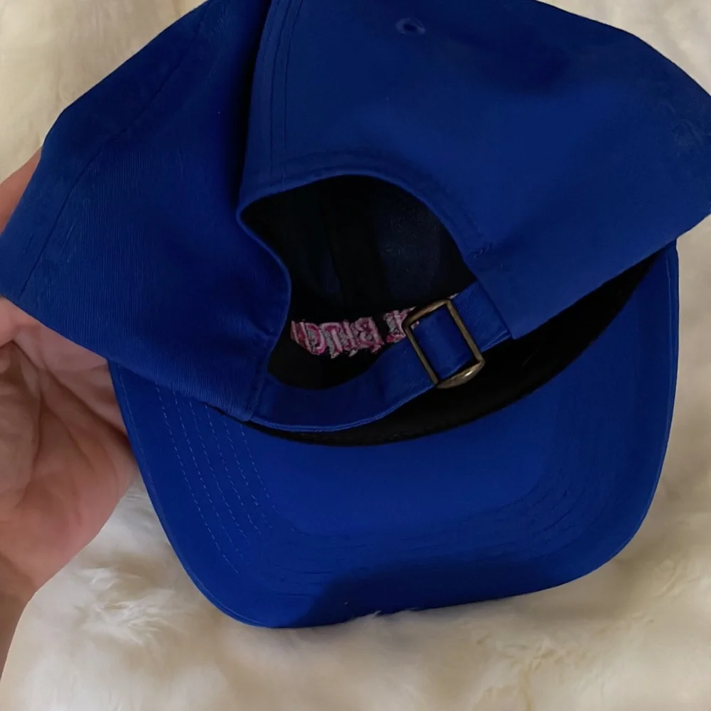 Baseball cap - Picture 2 of 2
